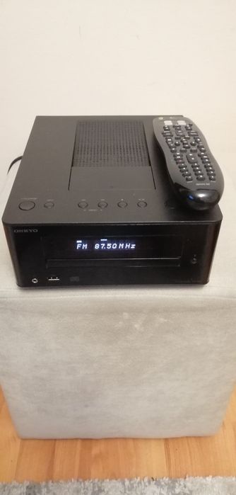 ! Ocazie.Vand amplificator mini sistem muzical Onkyo CR-245, Bluetooth