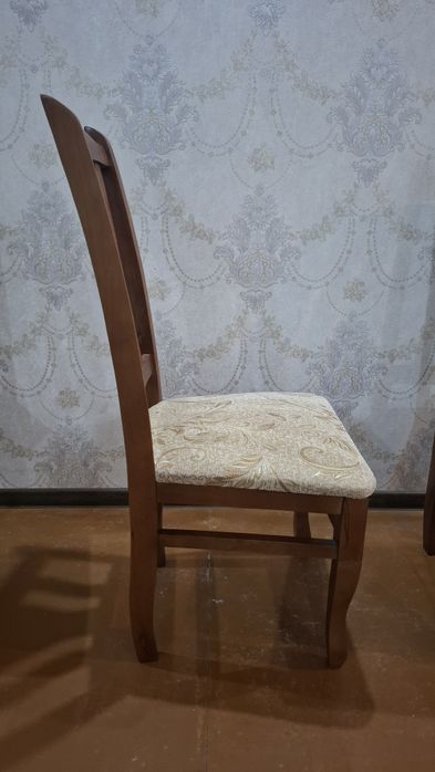 Стул сотилади холати яхши