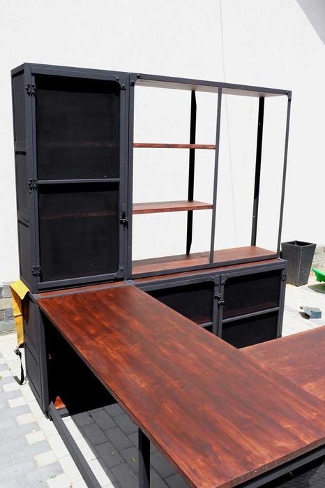 Mobilier pe comanda.Birou si comoda+ raft stil industrial.Orice model