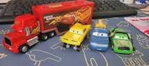 Vand masinute metalice + masinute Cars