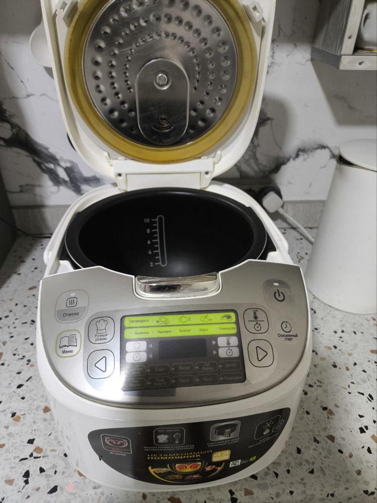 Продам мультиварку Tefal RK816E32