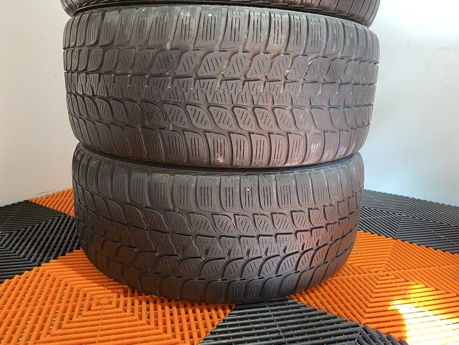 Anvelope/ cauciucuri de iarna 245/40/19 Bridgestone