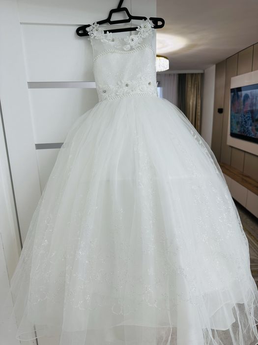 платье на 6-7-8-9 лет