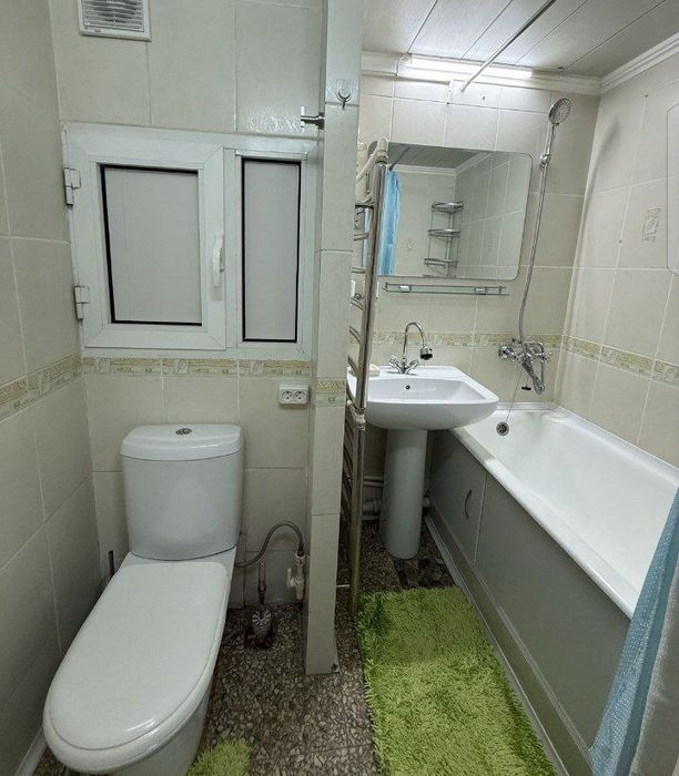 Sergeli metro yaqnida  sherglikka kvartira