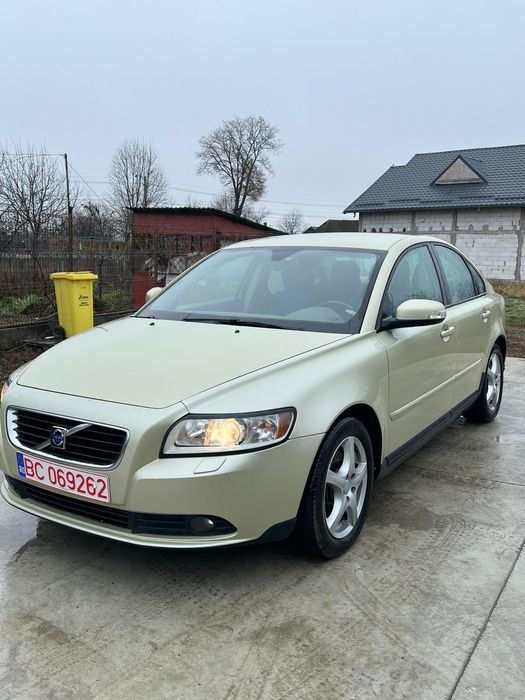 Vând Volvo s 40 2009 2.0