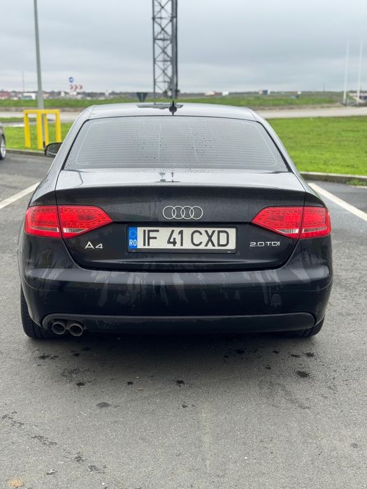 Vând Audi A4 B8