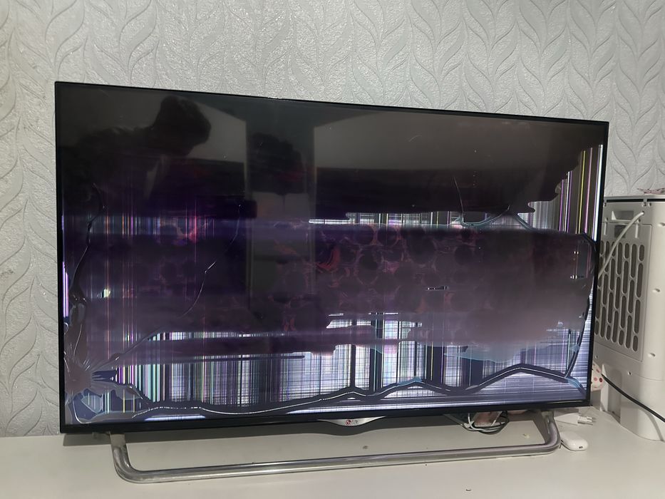 Продам большой телевизор (плазму)