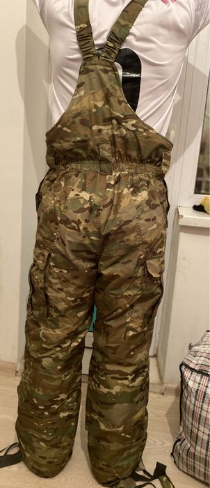 Продам берцый один летний который бежевый,черный зимний