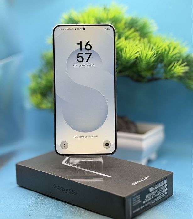 ГАРАНЦИОНЕН!!! Samsung Galaxy S25+, 12GB RAM, 512GB, 5G, Silver Shadow