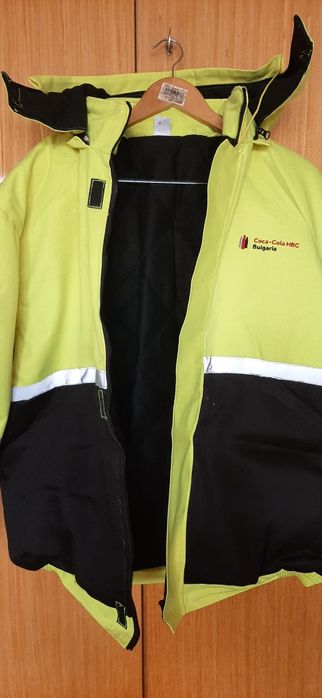 Зимно яке с лого на Coca-Cola