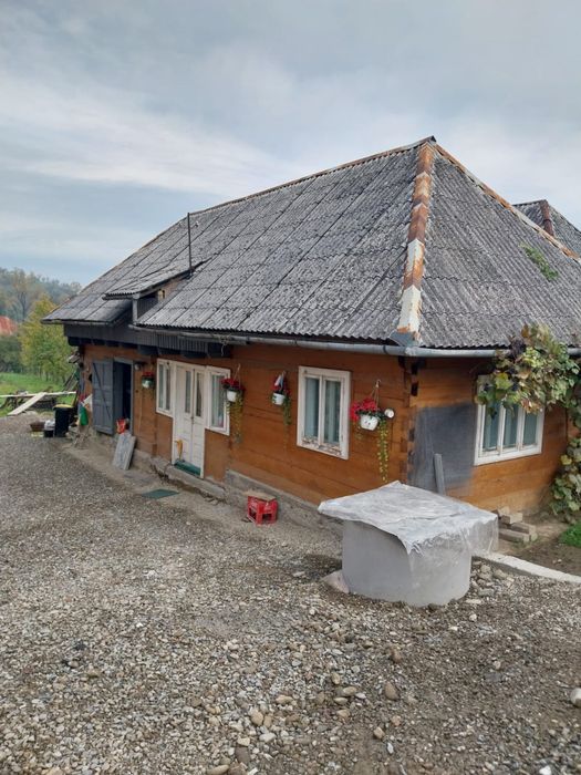 Vand casa de lemn