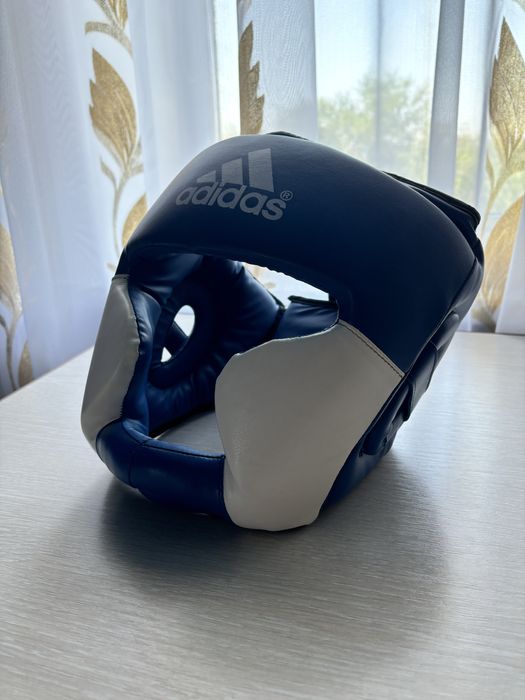 Боксерский шлем, идиальное состояние.