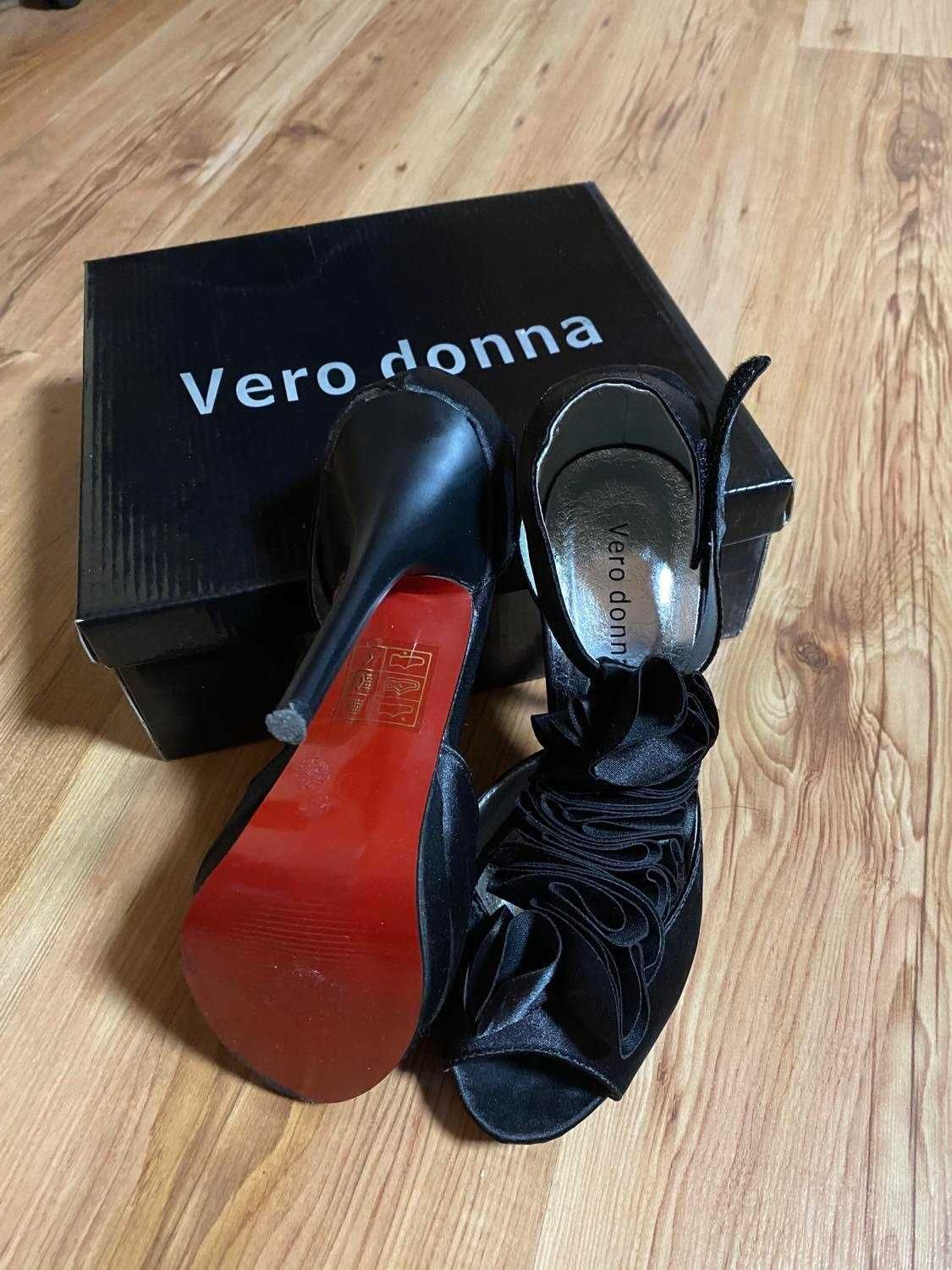Черни официални обувки Vero Donna на висок ток