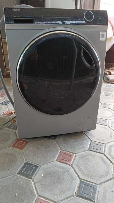 Продам стиральную машинку Haier