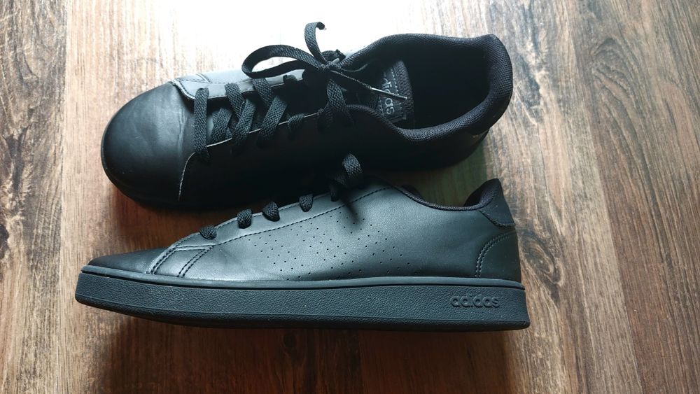 Черни маратонки Adidas - 38,5 номер