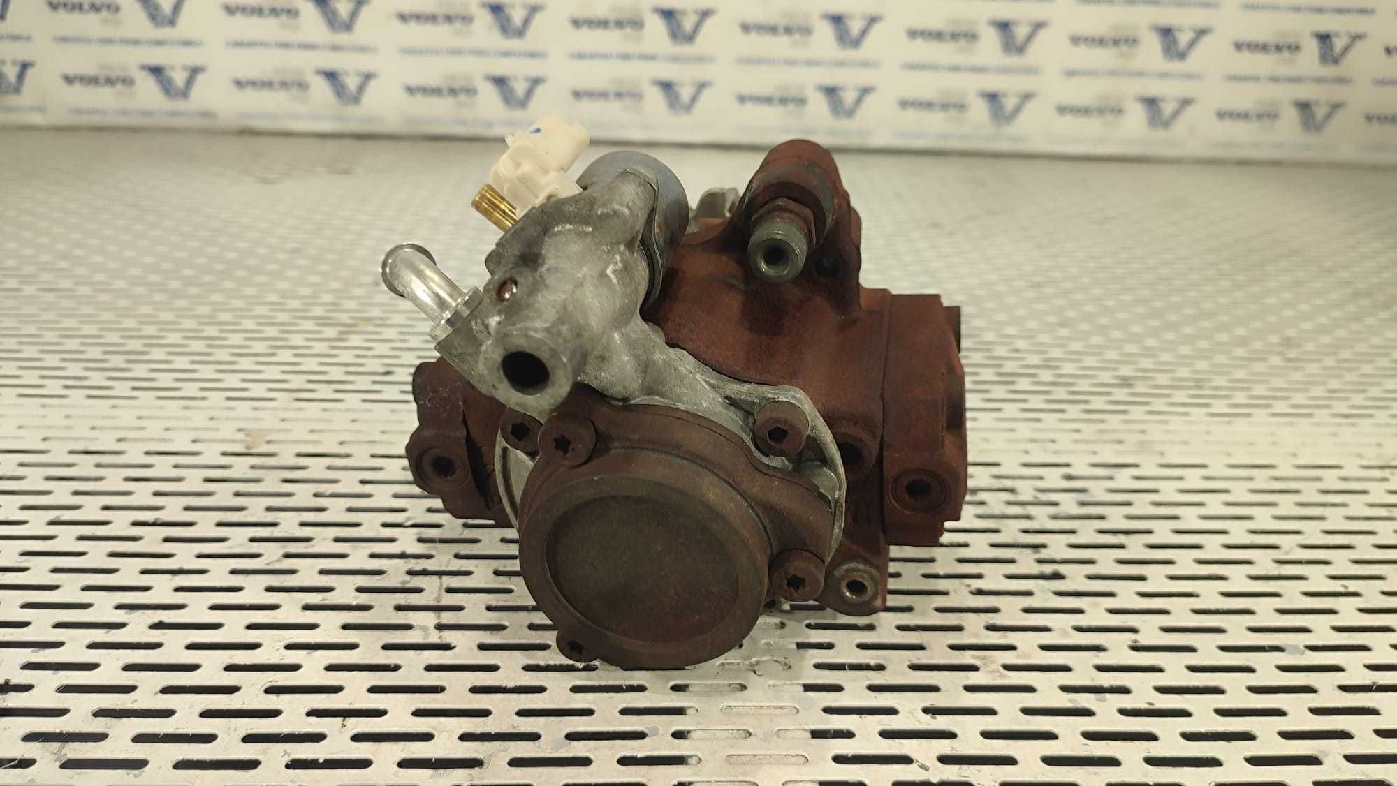 pompa injectie 1.6D VOLVO S40 V40 V50 V70 S80 S60 V60 D2 E5