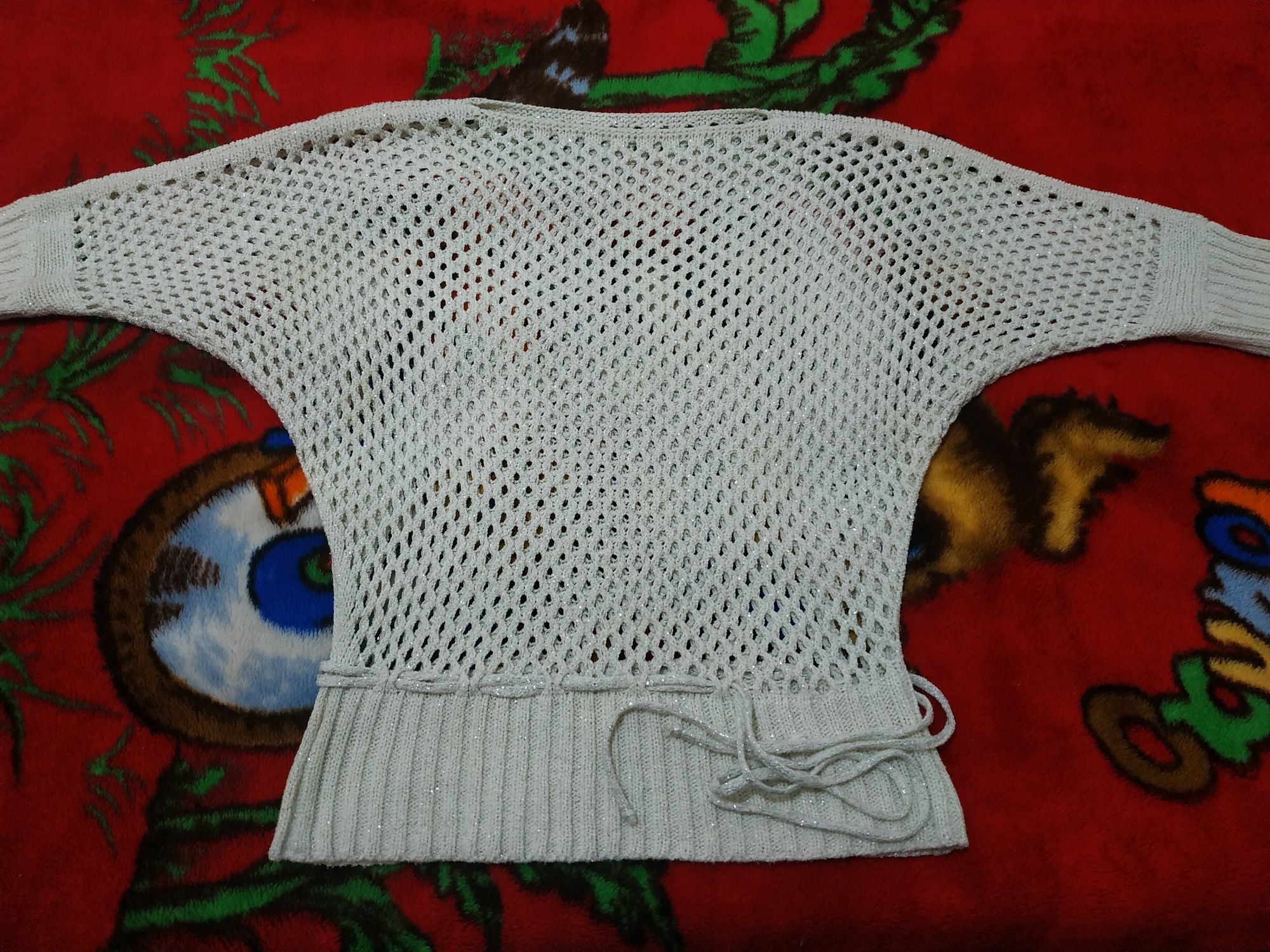 Кофточка жен. белого цвета.  Раз. 46-48