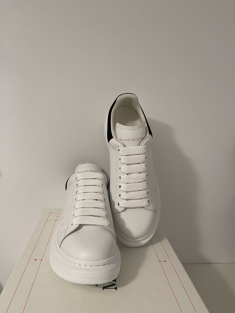 Adidasi Alexander Mcqueen masura 37