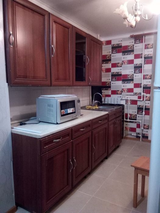 Продам 2х комнатную квартиру напротив центрального стадиона