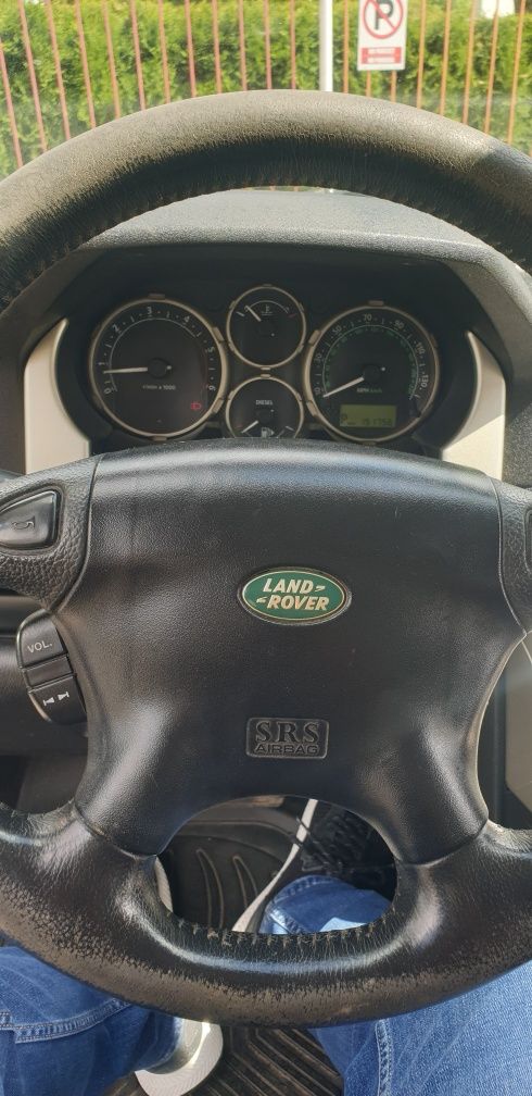 Land Rover în stare buna