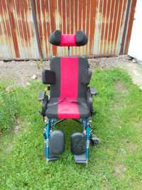 Продам ортопедическую инвалидную коляску