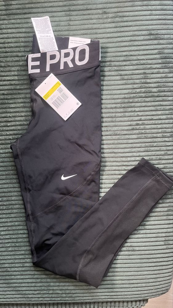 Дамски клин Nike Pro