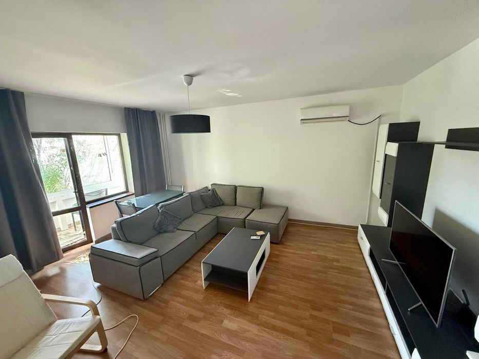 Proprietar inchiriez apartament 2 camere vitan mall casa de pensii