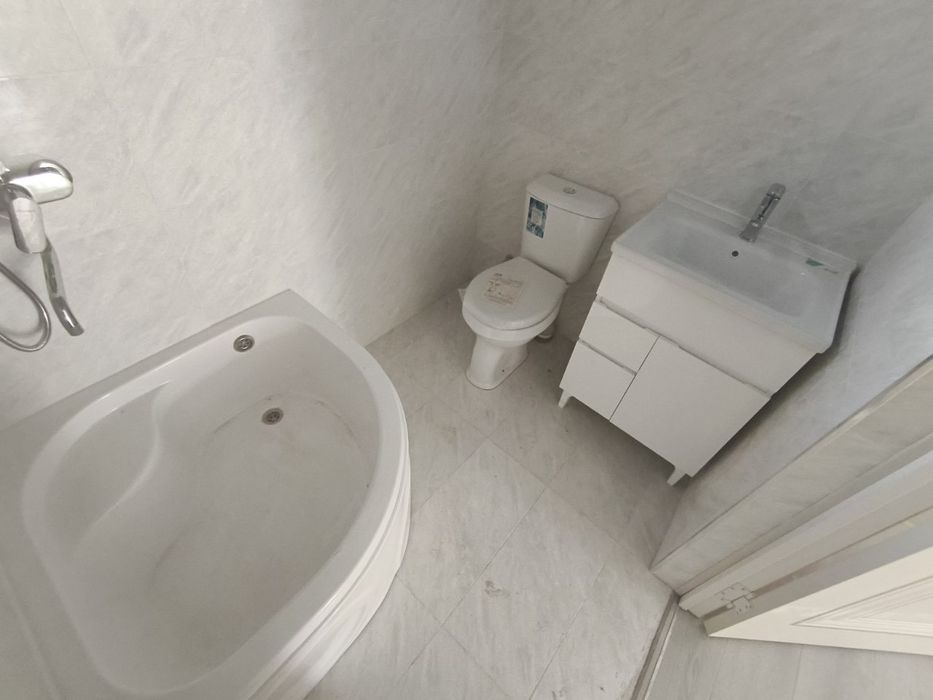 2сотик 5та хона +хол