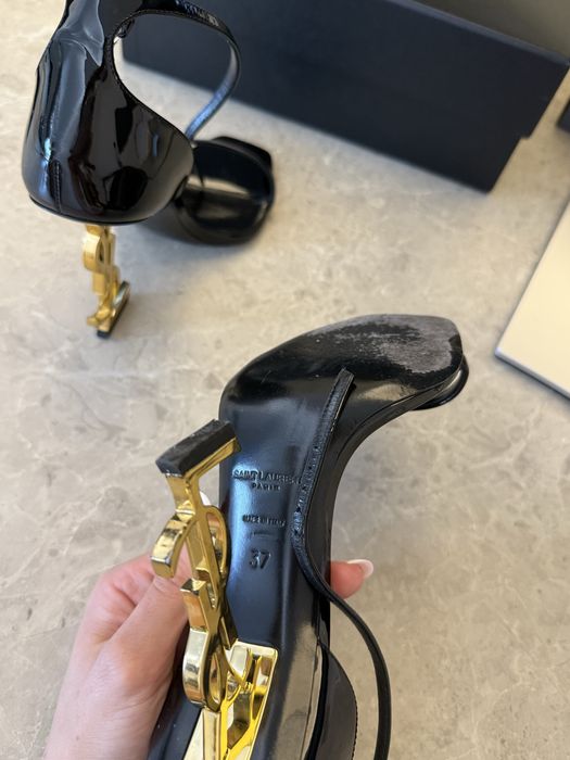 Saint Laurent Opyum black sandals 37