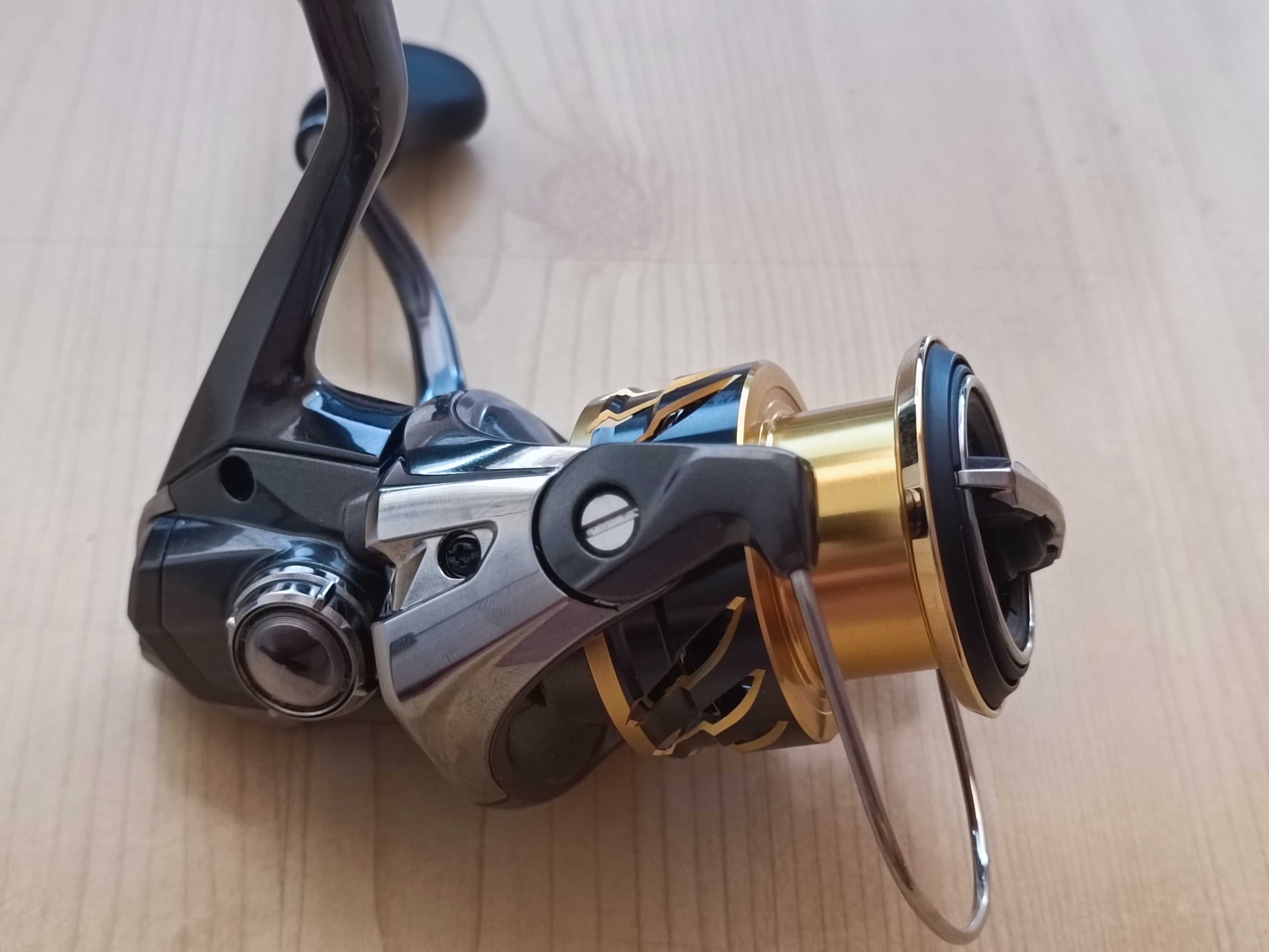 SHIMANO Twin Power 1000 FD