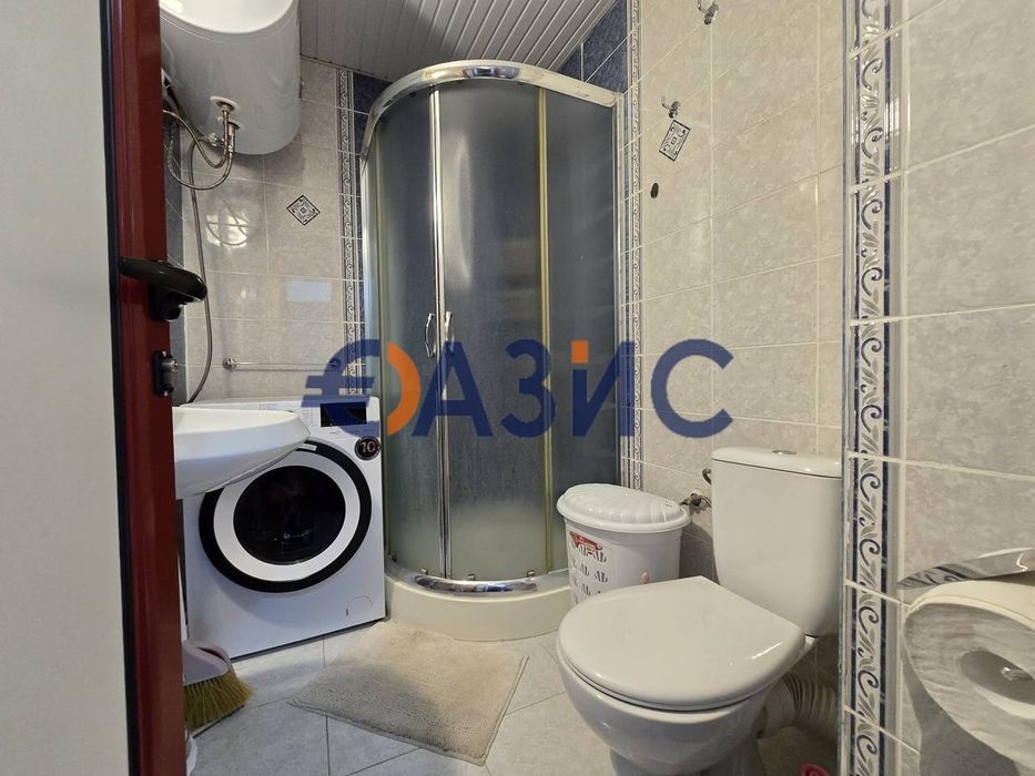 Продава се Двустаен апартамент в к.к. Слънчев бряг - 71 кв.м за 571 €/кв.м - Снимка #11