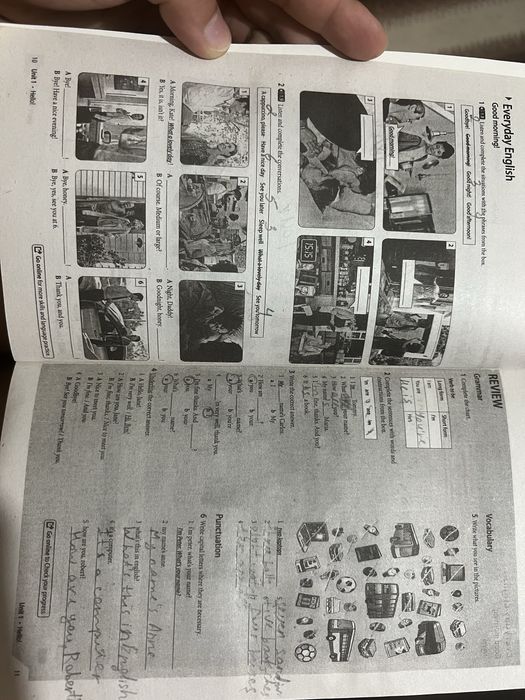 Продаю 2 в 1 книгу headway