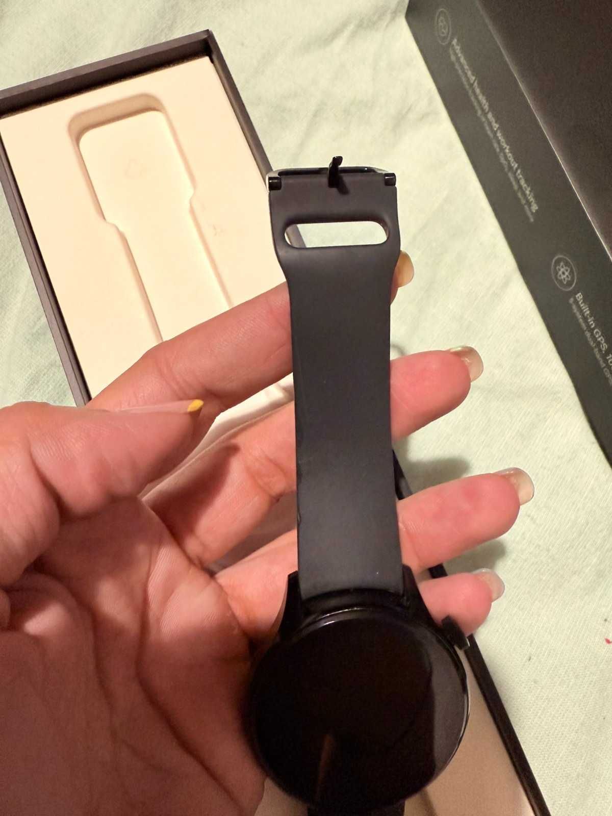 Продавам Xiaomi watch s1 pro