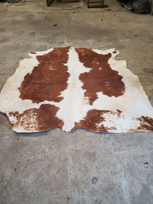 Кожа от крава (килим)
