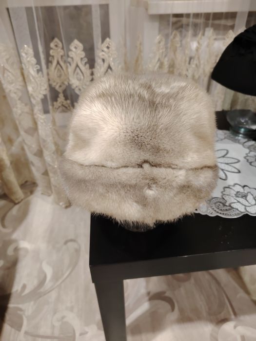 Продам шапки б/у