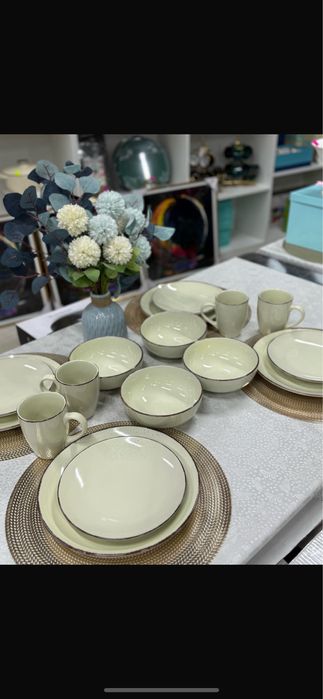 Продам сервиз 16предметов