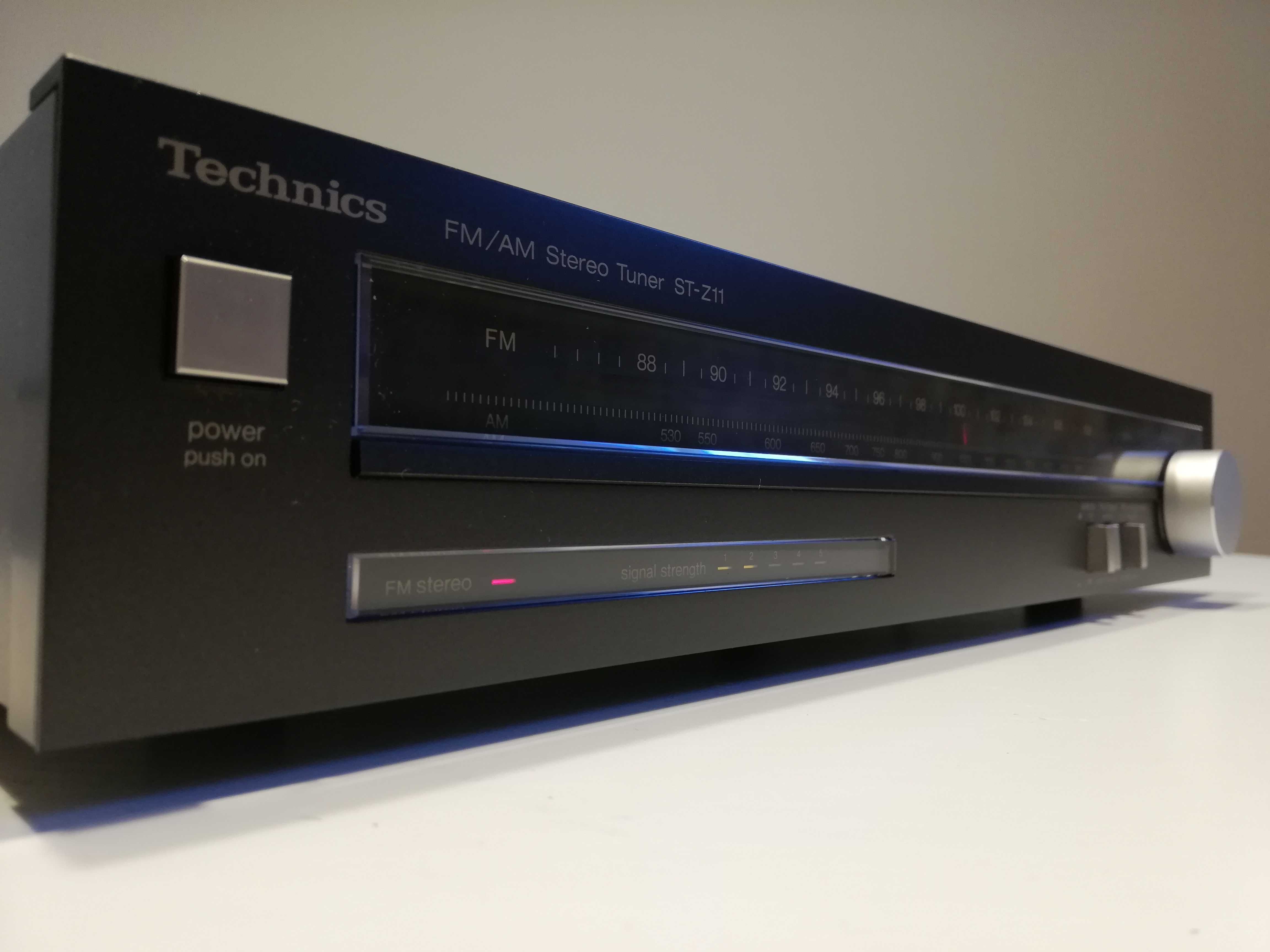 Tuner TECHNICS model ST-Z11 - FM Stereo/AM - Made in Japan/Impecabil