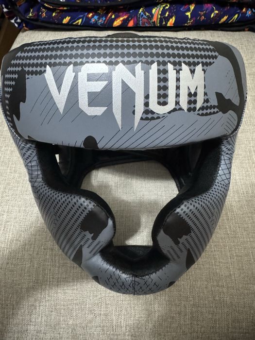 Продам Шлем venum для боевых исскуств