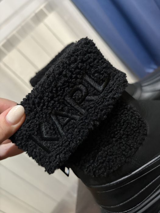 Продавам боти Karl Lagerfeld