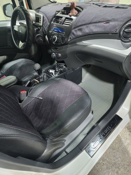 Продам спарк 2015 год 3 позиция