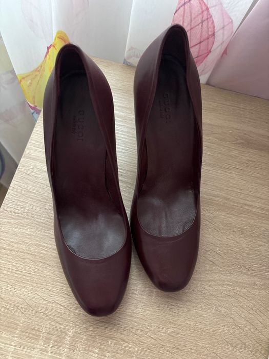 Обувки GUCCI размер 39