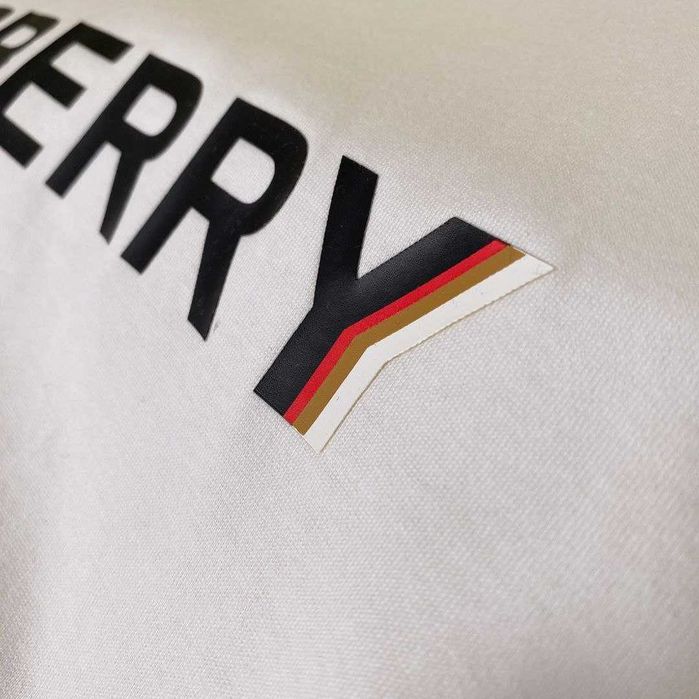 Тениска Burberry бяла и черна