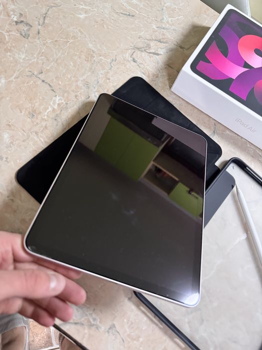 Ipad Air 5th 64 GB Pink Apple Pencil gen 2