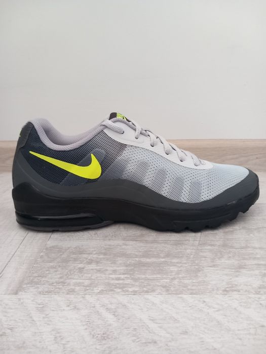 Обувки Nike air max INVIGOR