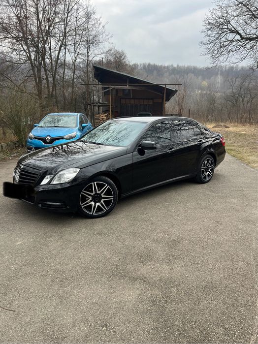 Vand Mercedes-Benz E 220