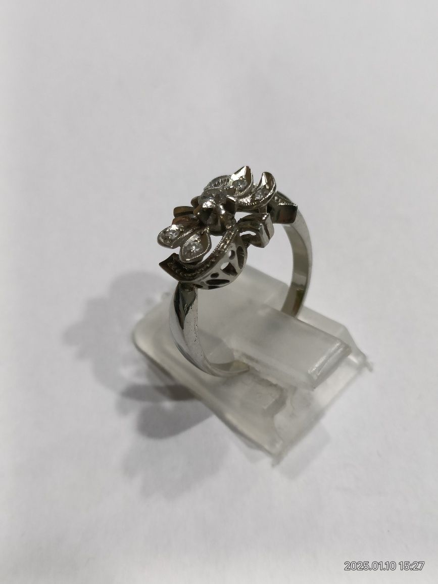 Vind Inel vintage din aur 18kt cu diamante