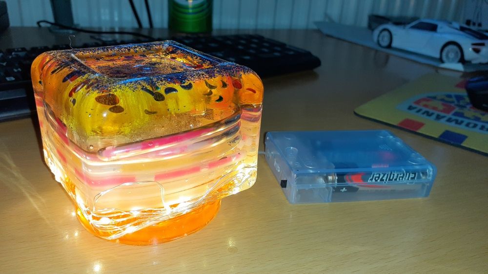 Veioza din rasina epoxidica