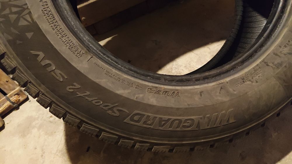 Зимни гуми Nexen 235 65 17 , DOT 3721