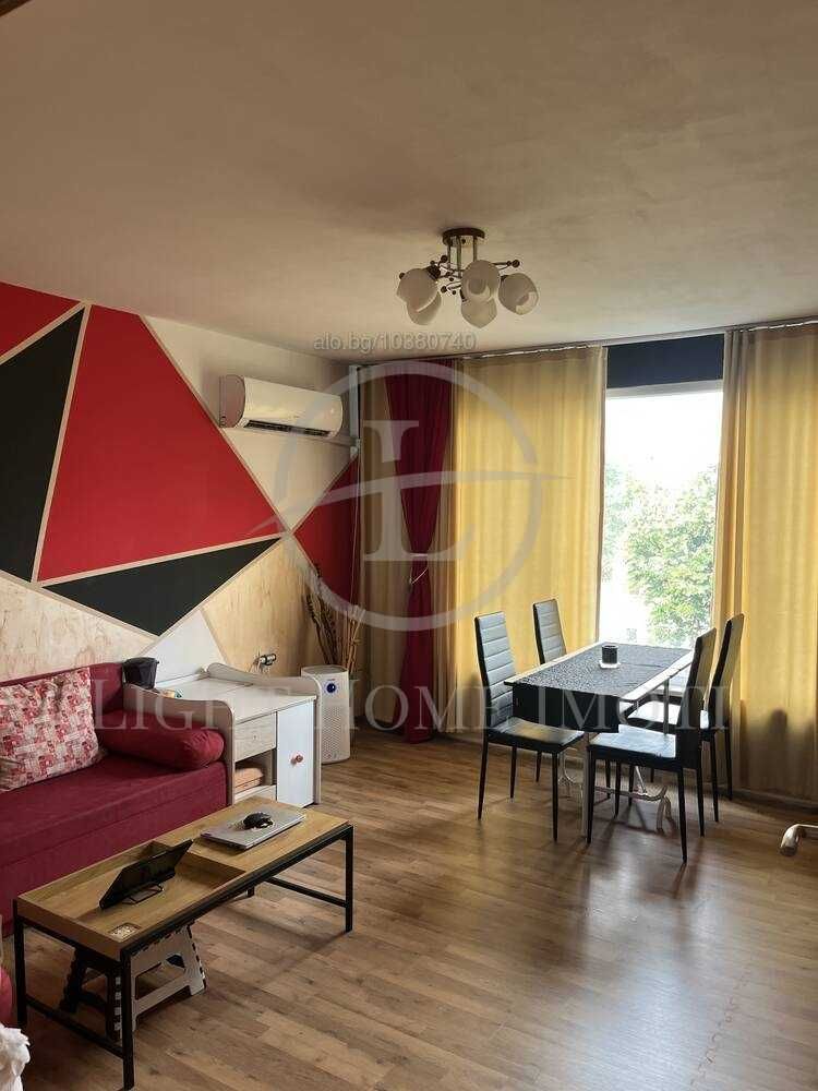 Продава се Двустаен апартамент в Пловдив, Христо Смирненски - 61 кв.м за 2099 €/кв.м - Снимка #2
