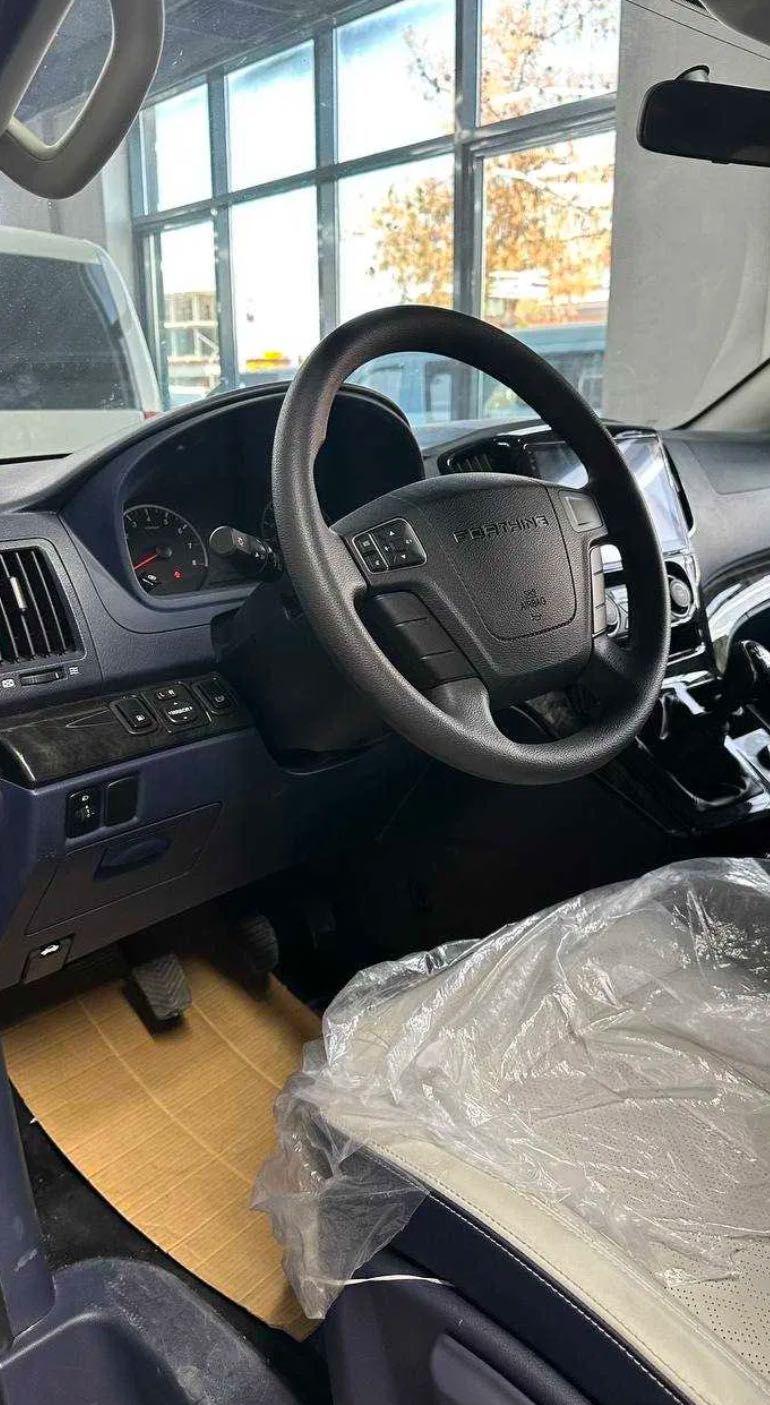 Dongfeng M5 plus